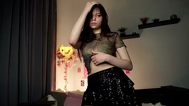 ManyMercuri's Live XXX Chat