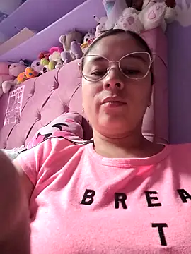 Czat XXX na żywo – selena_gomez2