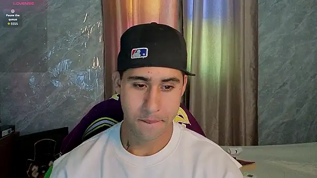 دردشة Daiki_Jack الجنسية المباشرة