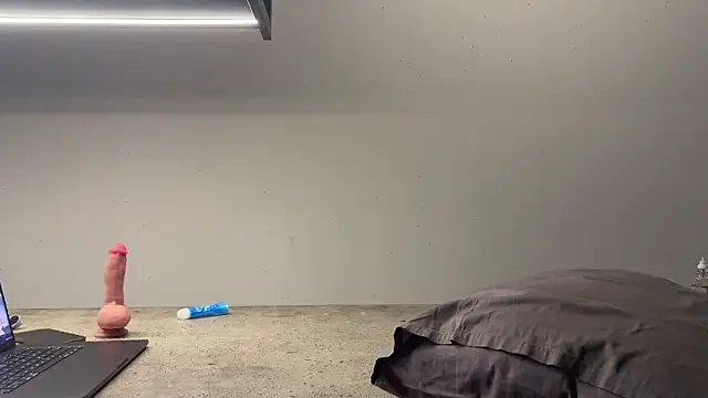 Chat XXX en directo de Golden_Aline