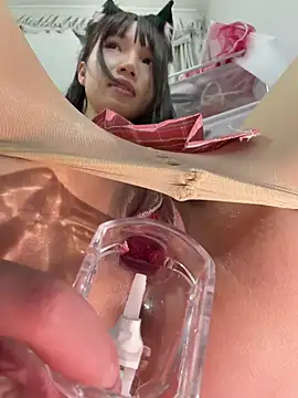 Yiyi-707 现场XXX聊天