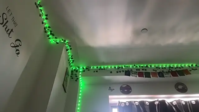 tinydaisy21 live XXX chat