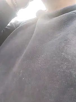 juandi21cm élő XXX-chatje