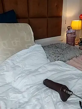 ELLA_KELLY Live XXX-chat