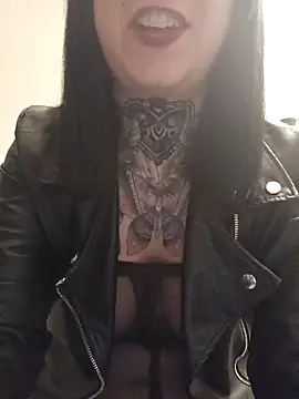 Your_DirtyDoll live XXX chat