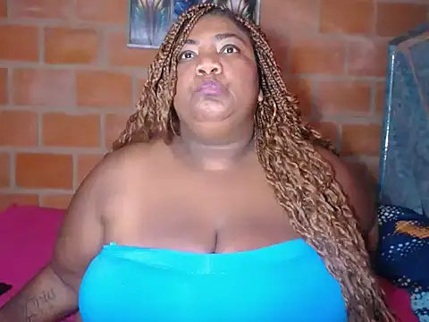 bustyboobsperverのライブXXXチャット