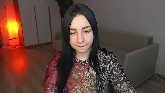 Mira_Harlow Adlı Modelin Canlı XXX Sohbeti