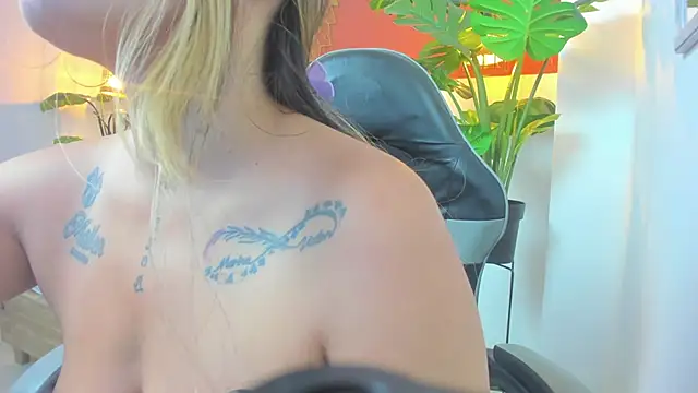 yesenia_villan Live XXX-chat