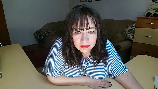 Lucretia_Goldi_ live XXX chat