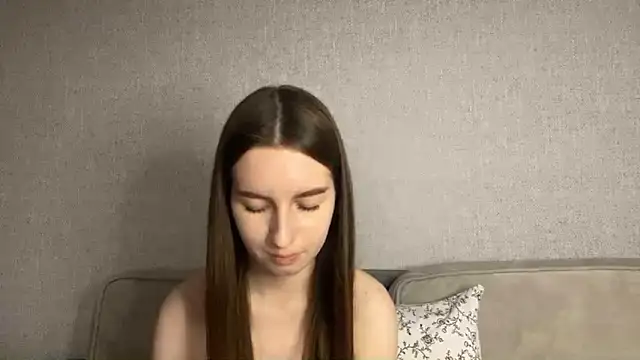 Chatroom XXX en direct de CindaWinn