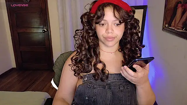 Amanda_sweet Adlı Modelin Canlı XXX Sohbeti