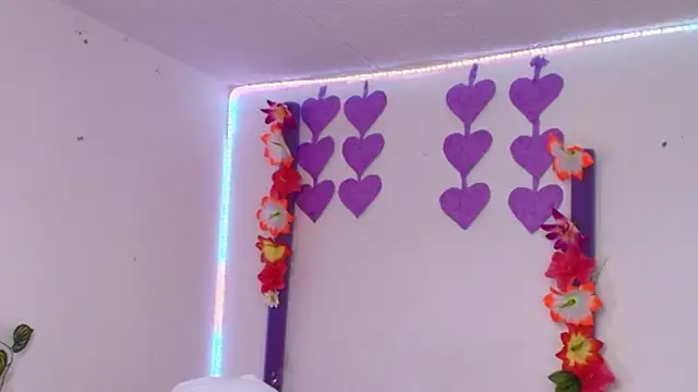 Carol_Miss2 Live XXX-Chat