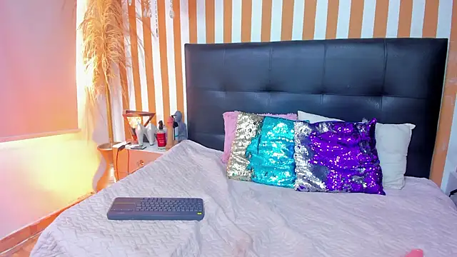 LunaToledo Adlı Modelin Canlı XXX Sohbeti