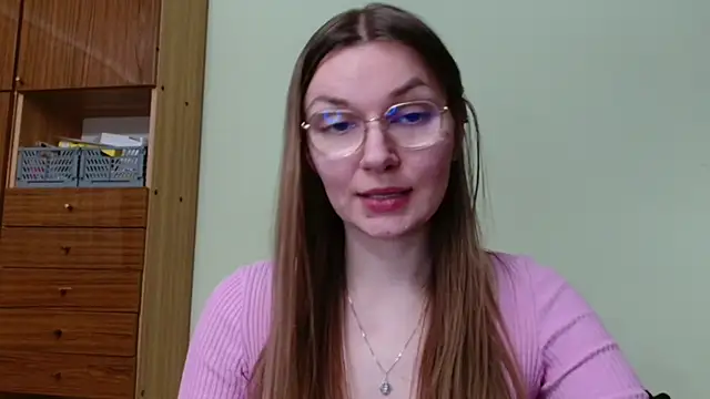 LooveELLYx live XXX chat