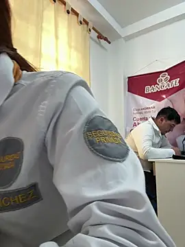 Chat XXX ao vivo de Emily-7_