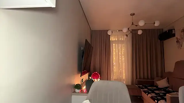 PinkClouds_: онлайн-секс-чат