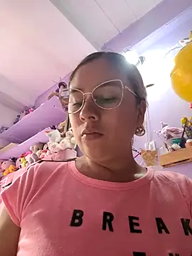 Chatroom XXX en direct de selena_gomez2