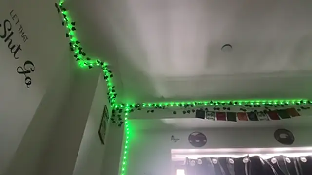 tinydaisy21 Live XXX-chat