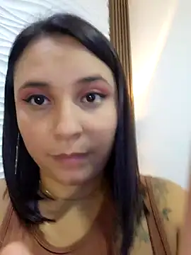 Онлайн чат XXX LizzRouse