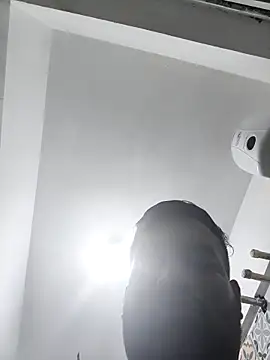 Chatroom XXX en direct de vinay_smalldick