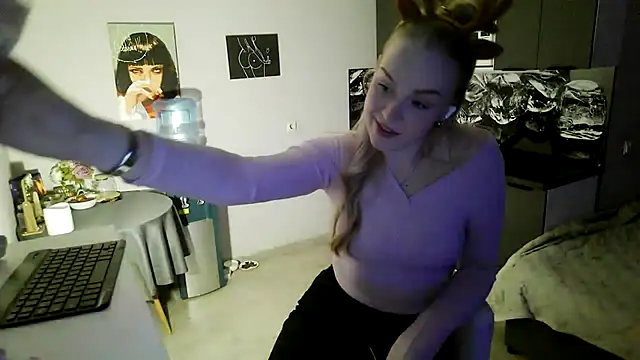 แชท XXX สดของ LunaPeony