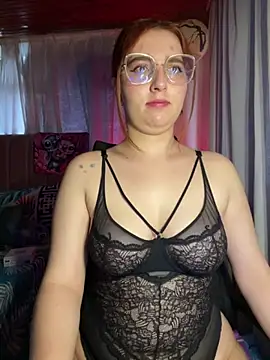 CoraVibes 现场XXX聊天