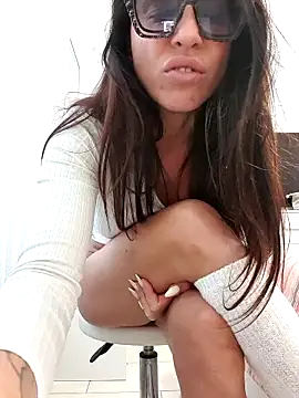 Chatroom XXX en direct de sexy7883