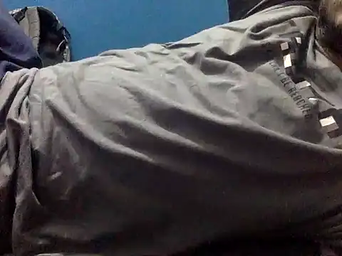 Онлайн чат XXX Precumboner