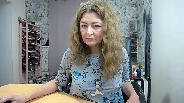 Helen1974 现场XXX聊天