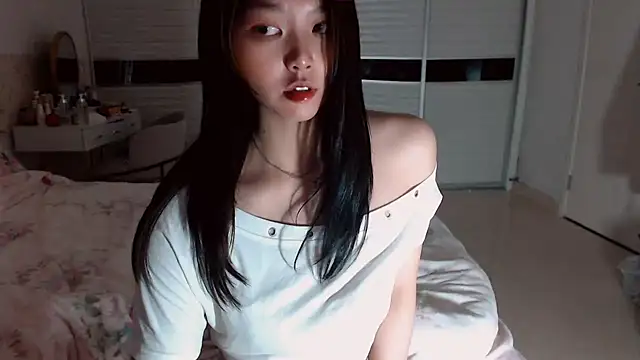 Miu1_girl – Naživo XXX chat