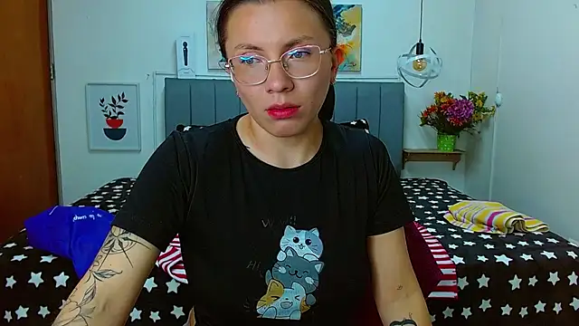 karlamorris_ élő XXX-chatje