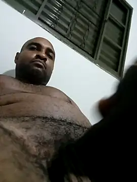 Beto0815 Adlı Modelin Canlı XXX Sohbeti