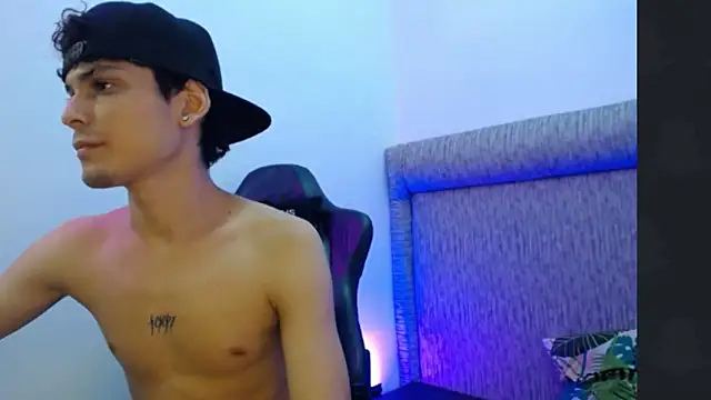 Chatroom XXX en direct de dilan_hott_