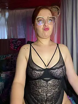 CoraVibes Chat XXX live