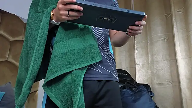 Franco_banderas: απευθείας συνομιλία ΧΧΧ