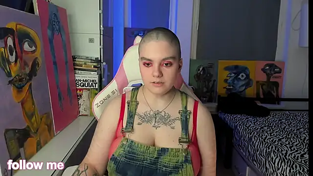 Онлайн чат XXX enigmastella