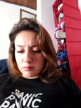 LuisaLeann Live XXX chat