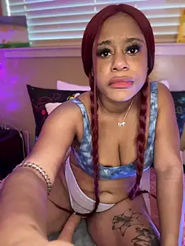 Chatroom XXX en direct de Tikalalin