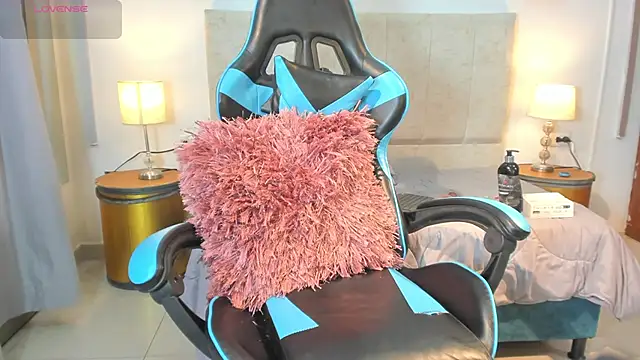 _maria_foxx_'s Live XXX Chat