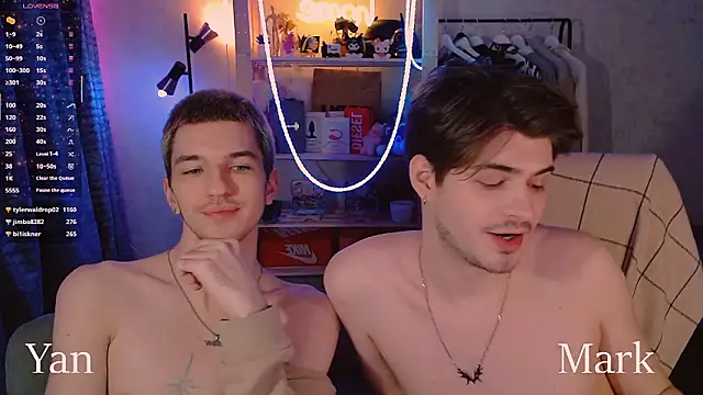 XXX chat uživo modela itsyanbb