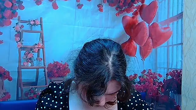 NeonilaLisova 라이브 XXX 채팅