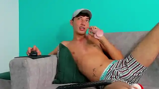 Maikol_Ortiz élő XXX-chatje