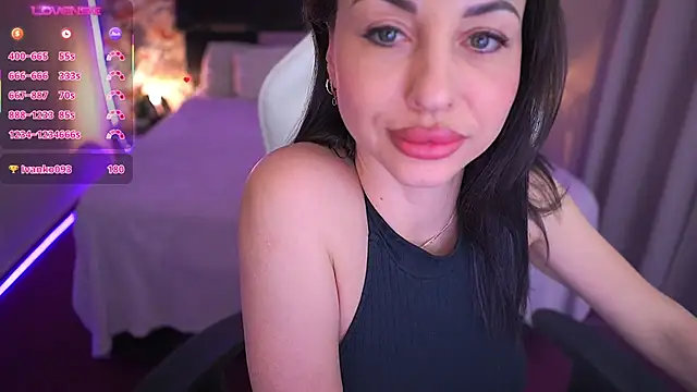 แชท XXX สดของ KristiiMax