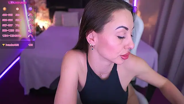 KristiiMax Adlı Modelin Canlı XXX Sohbeti