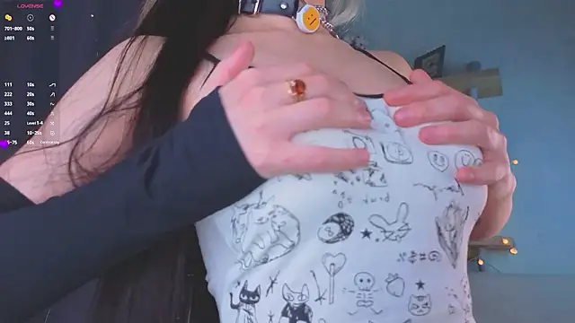 TristaRoht 现场XXX聊天