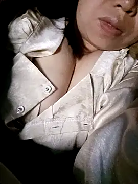 julybe's Webcam Show