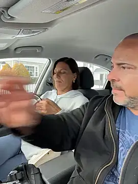 3totangox: διαδικτυακό σόου στην κάμερα