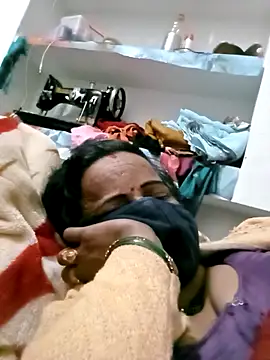 kiiuu_sexe Adlı Modelin Canlı XXX Sohbeti