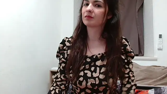 desirmiss1 Live XXX Chat