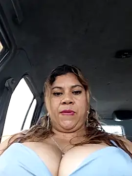 Laura-Hernandez Live XXX-chat